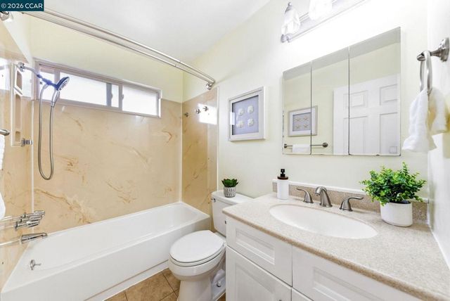 2443 Oliver Dr, Hayward, CA 94545