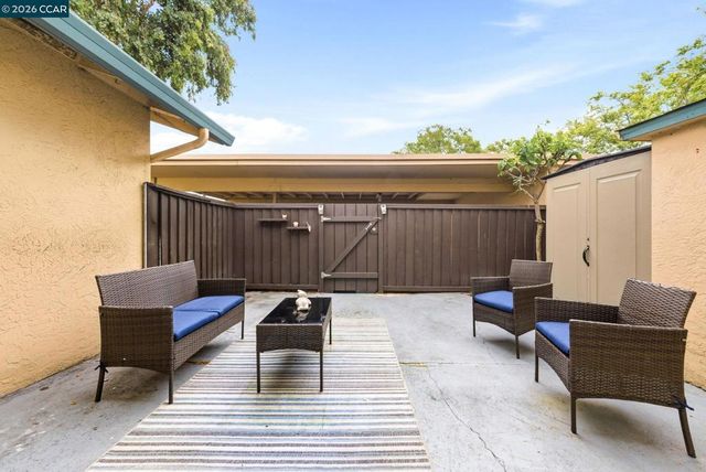 2443 Oliver Dr, Hayward, CA 94545