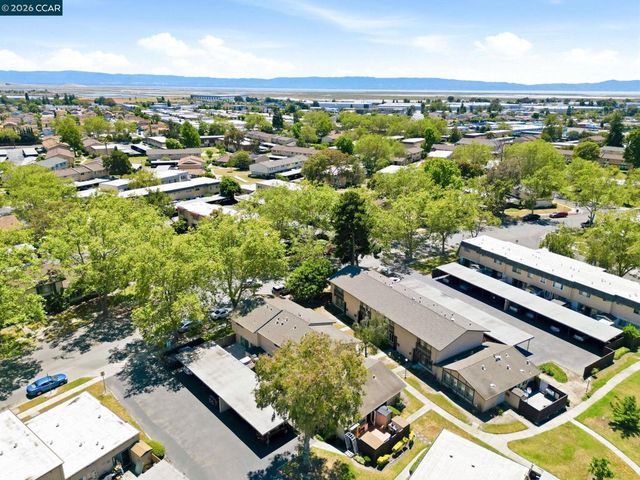 2443 Oliver Dr, Hayward, CA 94545