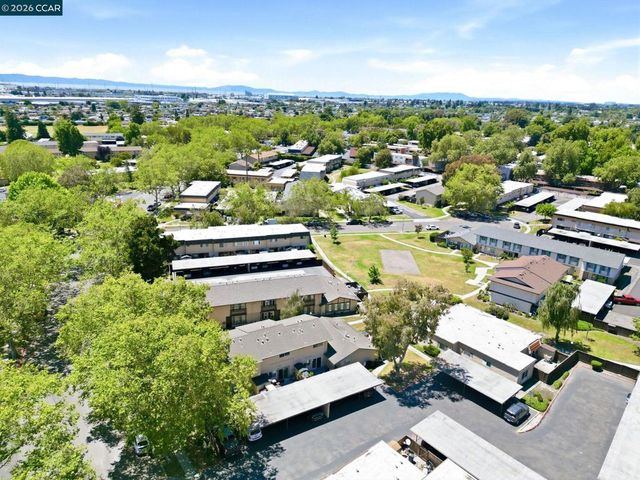 2443 Oliver Dr, Hayward, CA 94545
