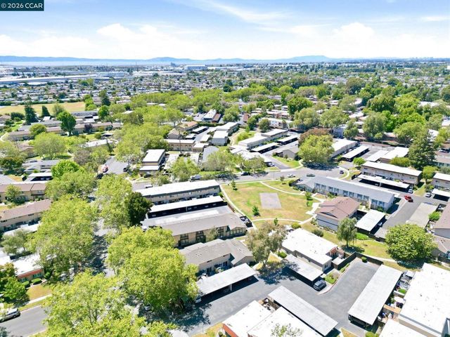 2443 Oliver Dr, Hayward, CA 94545