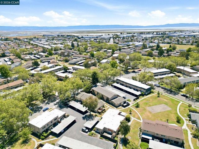 2443 Oliver Dr, Hayward, CA 94545