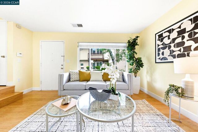 2443 Oliver Dr, Hayward, CA 94545