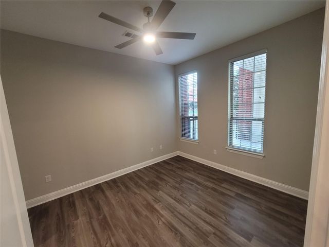 2111 Austin Street 306, Houston, TX 77002