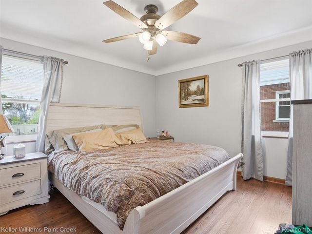 18048 Elizabeth Street, Roseville, MI 48066