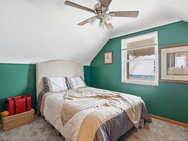 18048 Elizabeth Street, Roseville, MI 48066