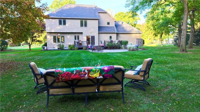 259 Lasalle Dr Drive, Webster, NY 14580
