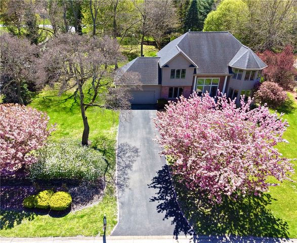 259 Lasalle Dr Drive, Webster, NY 14580