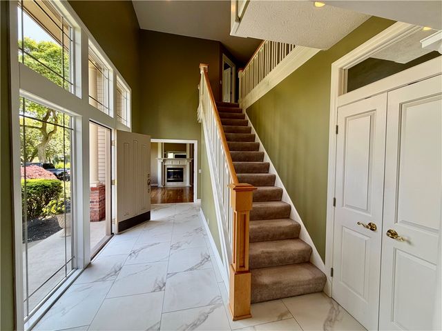 259 Lasalle Dr Drive, Webster, NY 14580
