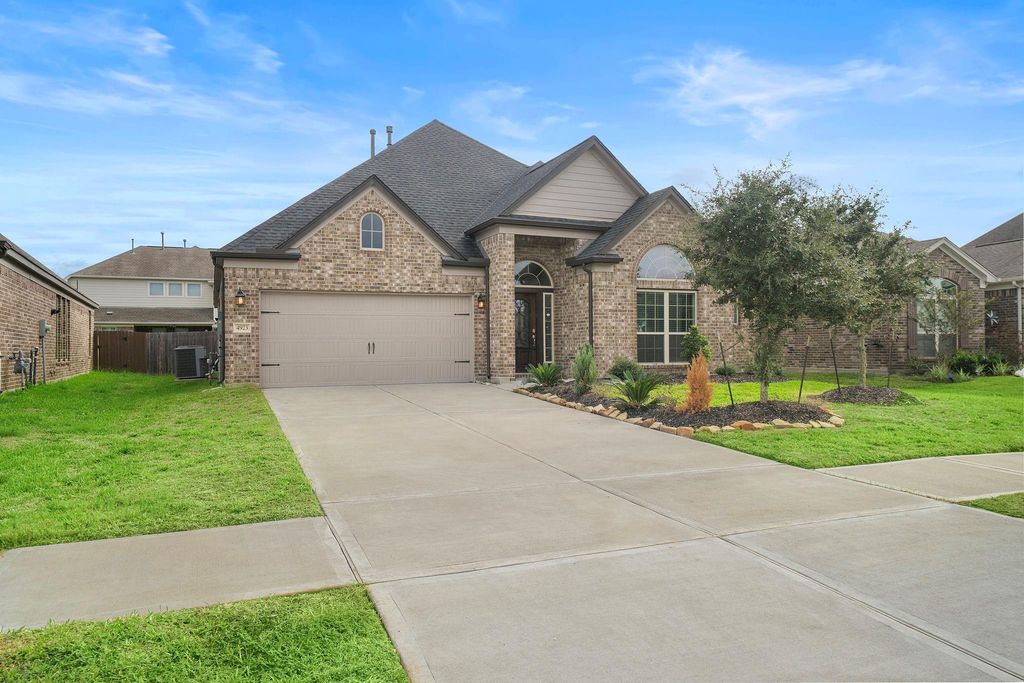 4923 Windy Poplar Trl Trail, Rosenberg, TX 77471