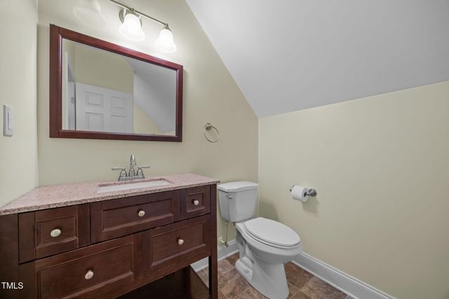 553 Waterside Drive, Yanceyville, NC 27379