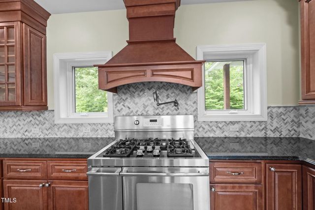 553 Waterside Drive, Yanceyville, NC 27379