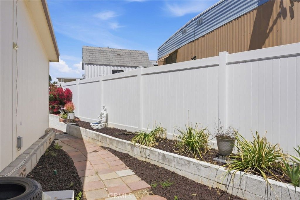 Image 11 of property listing at 10320 Calimesa Boulevard 73, Calimesa, CA 92320