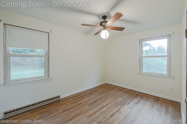 1224 Hira Street, Waterford Charter Township, MI 48328