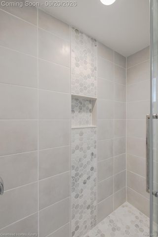 1224 Hira Street, Waterford Charter Township, MI 48328