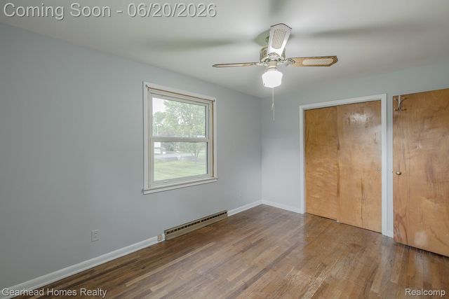 1224 Hira Street, Waterford Charter Township, MI 48328