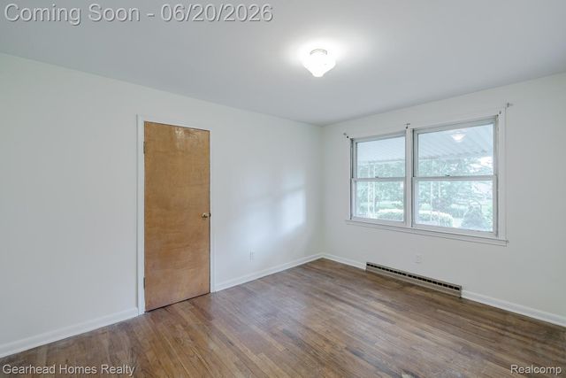 1224 Hira Street, Waterford Charter Township, MI 48328