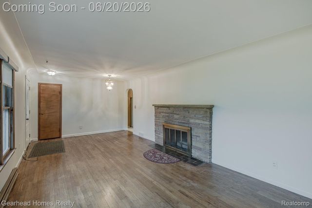 1224 Hira Street, Waterford Charter Township, MI 48328
