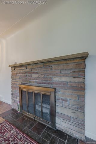 1224 Hira Street, Waterford Charter Township, MI 48328