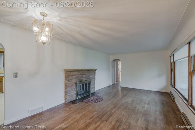 1224 Hira Street, Waterford Charter Township, MI 48328