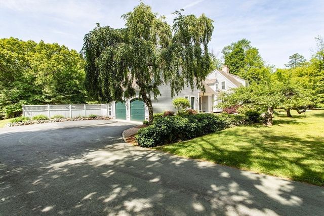 26 Stetson Shrine Ln, Norwell, MA 02061