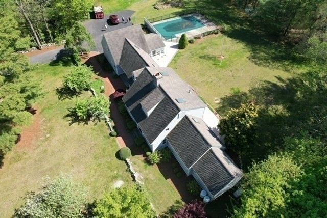 26 Stetson Shrine Ln, Norwell, MA 02061