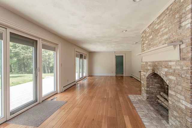 26 Stetson Shrine Ln, Norwell, MA 02061