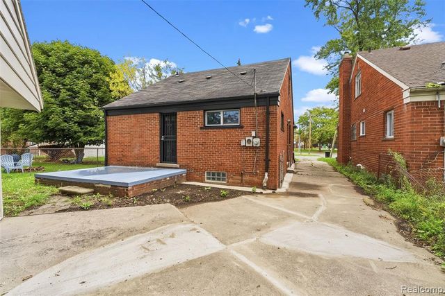 19977 Cushing Street, Detroit, MI 48205