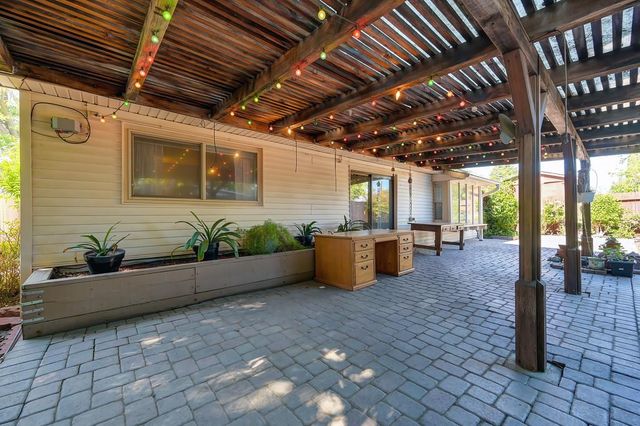 5928 Brett Dr, Sacramento, CA 95842