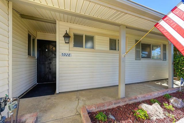 5928 Brett Dr, Sacramento, CA 95842