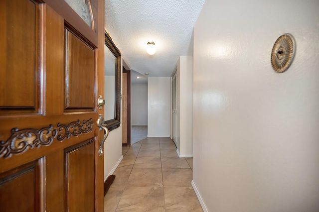 5928 Brett Dr, Sacramento, CA 95842