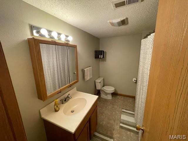 49 N Lincoln Avenue, Cottage Hills, IL 62018