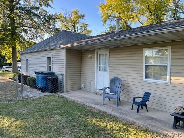 49 N Lincoln Avenue, Cottage Hills, IL 62018