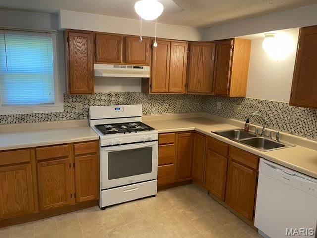 49 N Lincoln Avenue, Cottage Hills, IL 62018