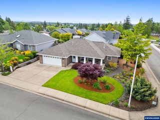 1478 SW 13th St, Dallas, OR 97338