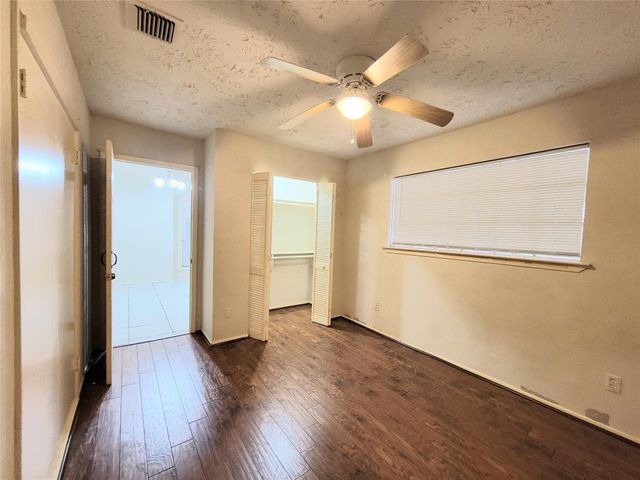 13007 Bacard Lane, Houston, TX 77099