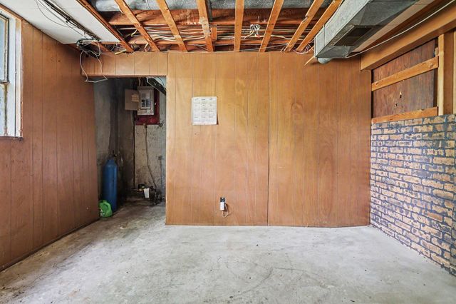 168 Homecrest Road, Battle Creek, MI 49037