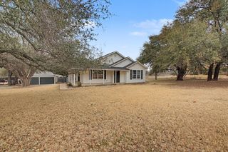 4308 Mountain View DR, Kingsland, TX 78639