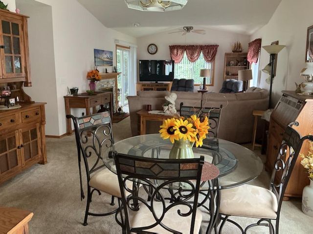 10577 Sycamore Street NW, Coon Rapids, MN 55433