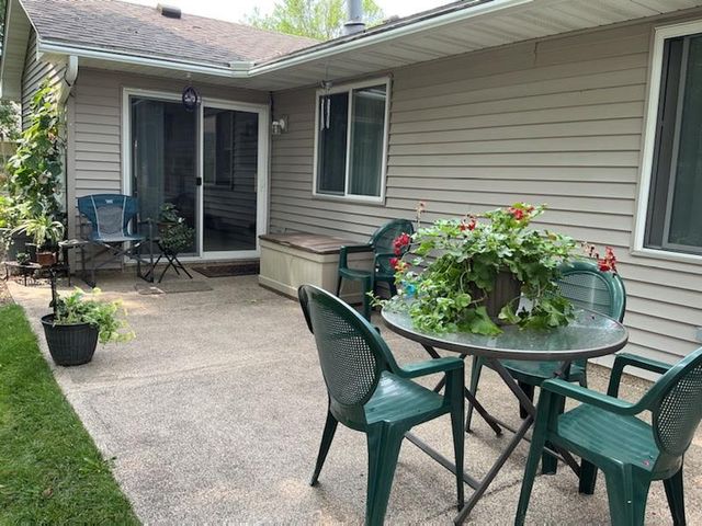 10577 Sycamore Street NW, Coon Rapids, MN 55433