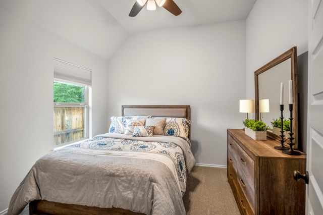 334 Topper Pines Drive, Montgomery, TX 77316