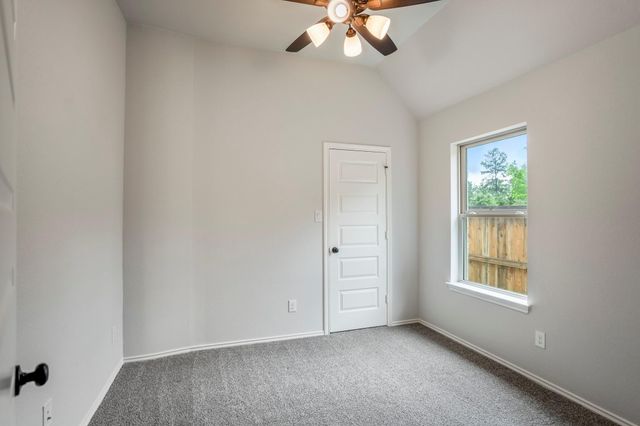 334 Topper Pines Drive, Montgomery, TX 77316