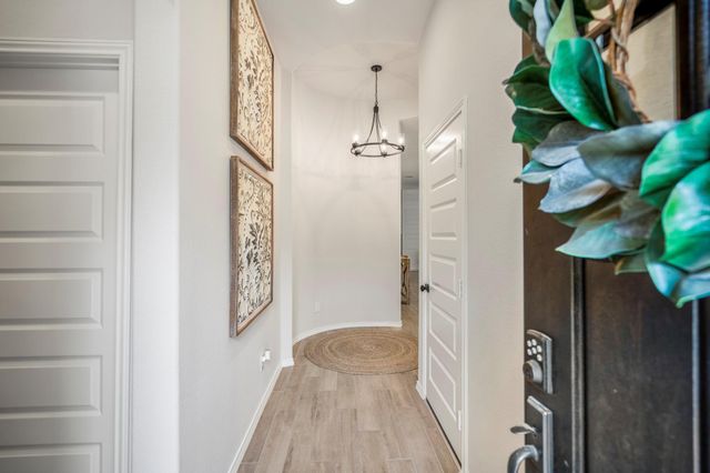 334 Topper Pines Drive, Montgomery, TX 77316
