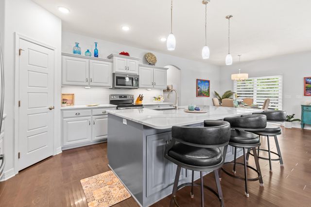 23 LILAC Circle, Council Bluffs, IA 51503