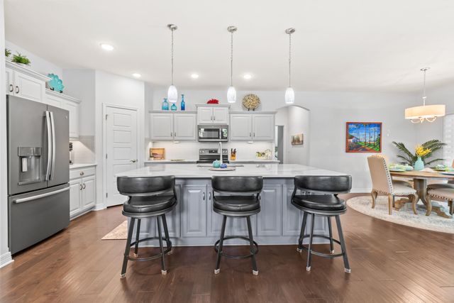 23 LILAC Circle, Council Bluffs, IA 51503