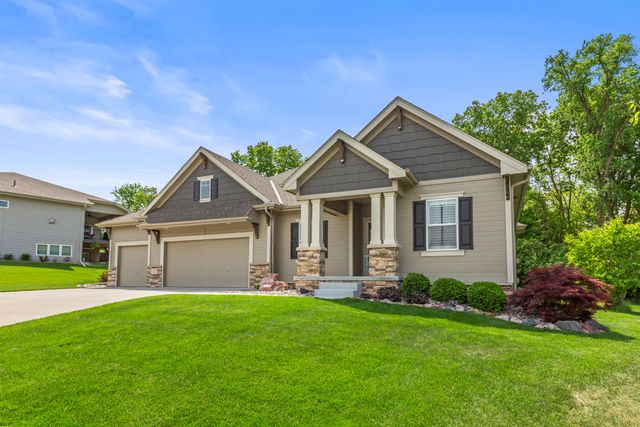 23 LILAC Circle, Council Bluffs, IA 51503