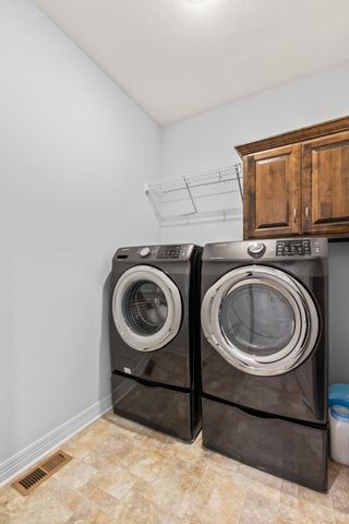 23 LILAC Circle, Council Bluffs, IA 51503