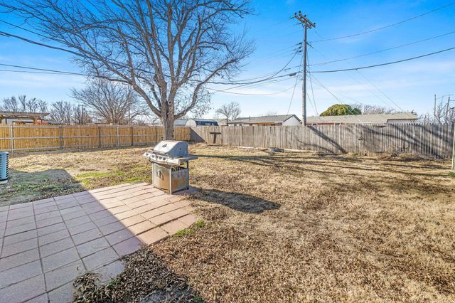 2235 N Nelson Street, Pampa, TX 79065