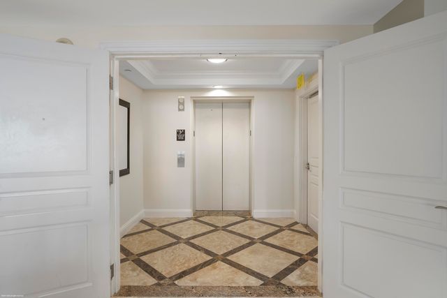 3800 N Ocean Drive 1450, Singer Island, FL 33404