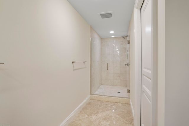 3800 N Ocean Drive 1450, Singer Island, FL 33404